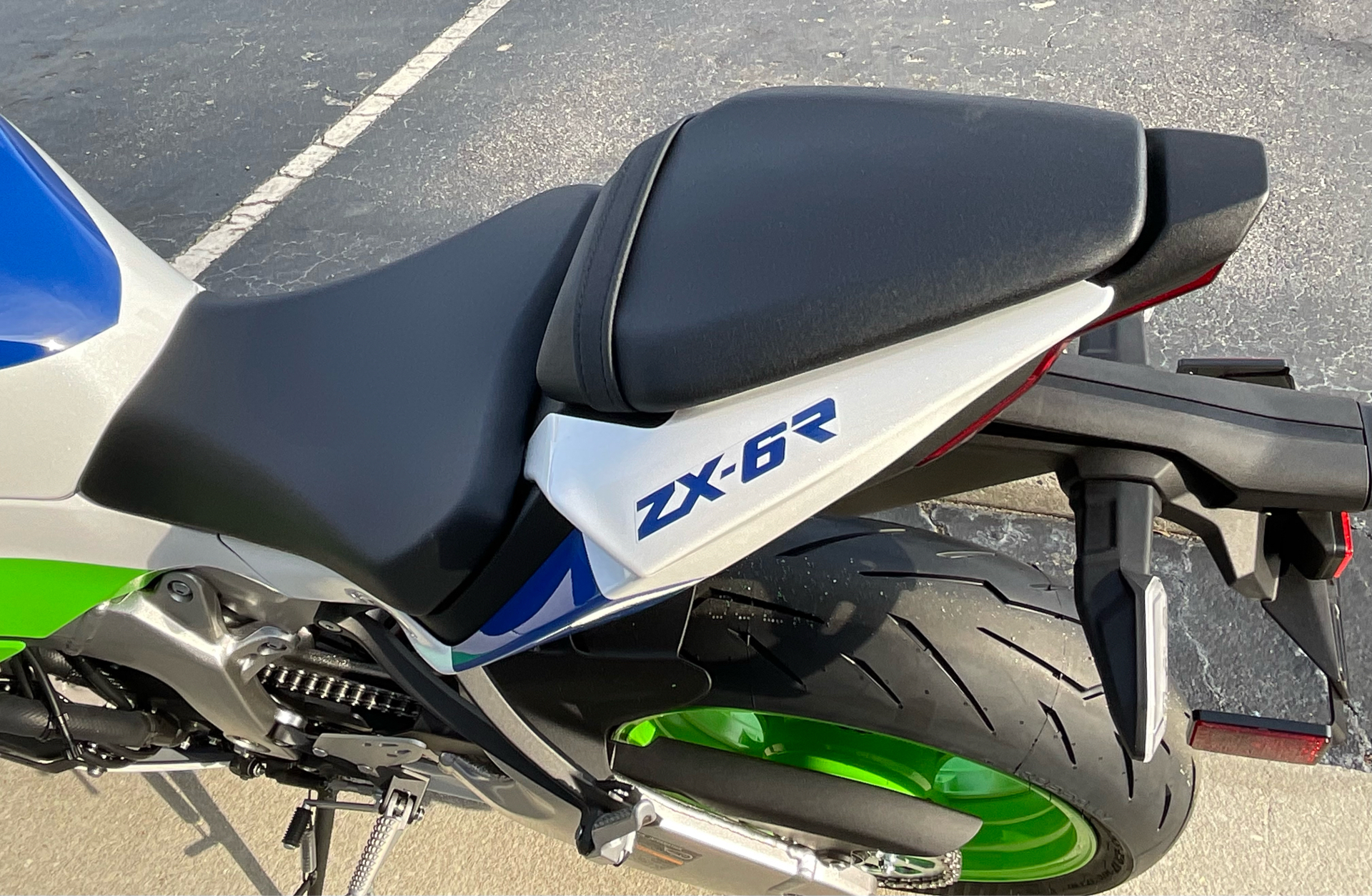 2024 Kawasaki Ninja ZX-6R 40th Anniversary Edition ABS in Florence, South Carolina - Photo 6