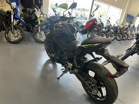 2024 Kawasaki Z650 in Florence, South Carolina - Photo 4