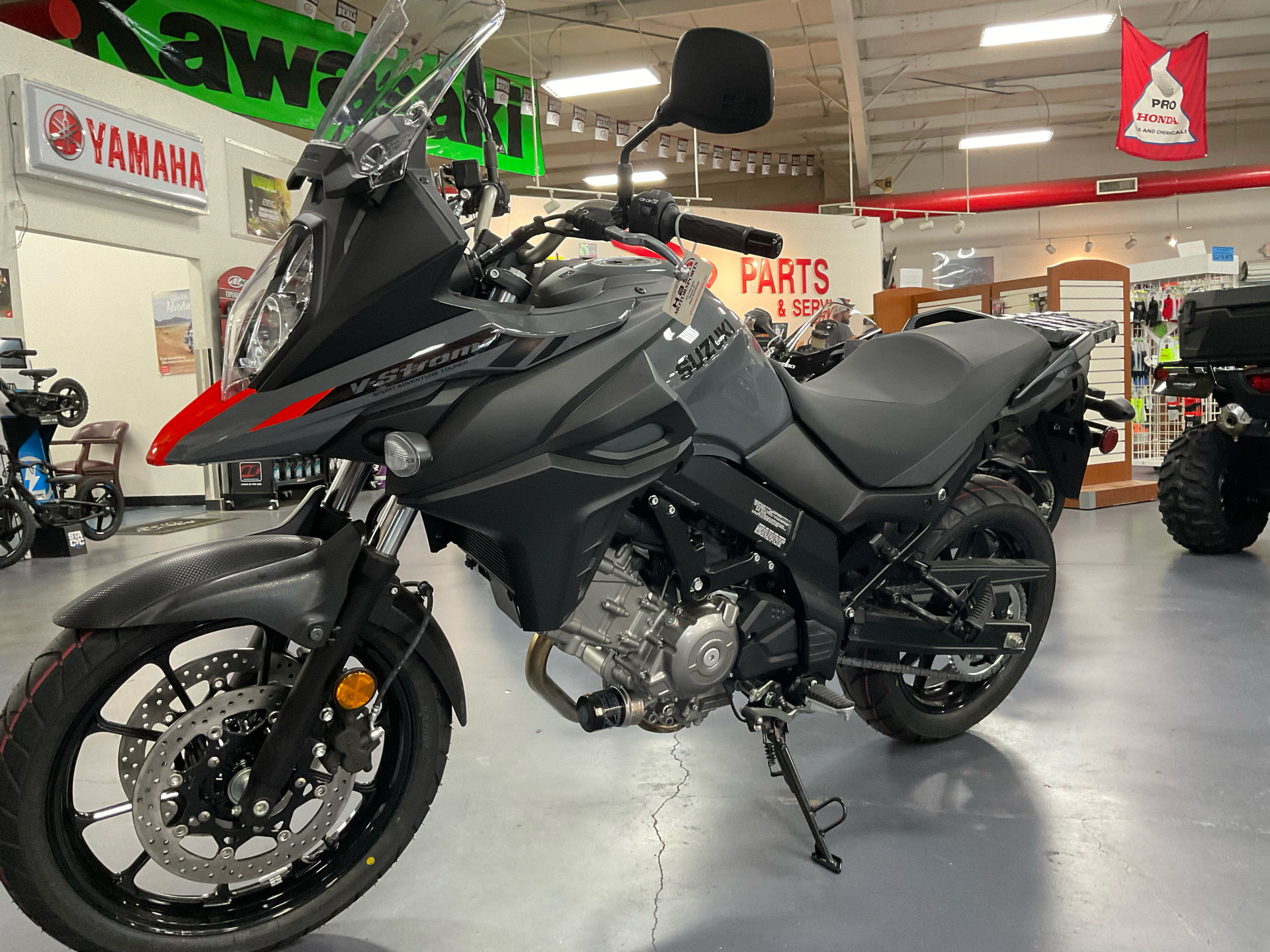 2024 Suzuki V-Strom 650 in Florence, South Carolina - Photo 4