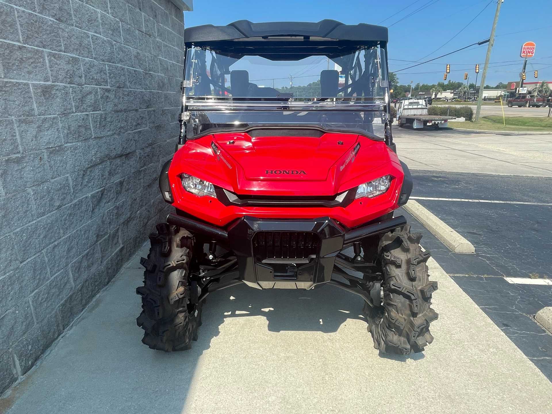 2024 Honda Pioneer 1000-5 Deluxe in Florence, South Carolina - Photo 4