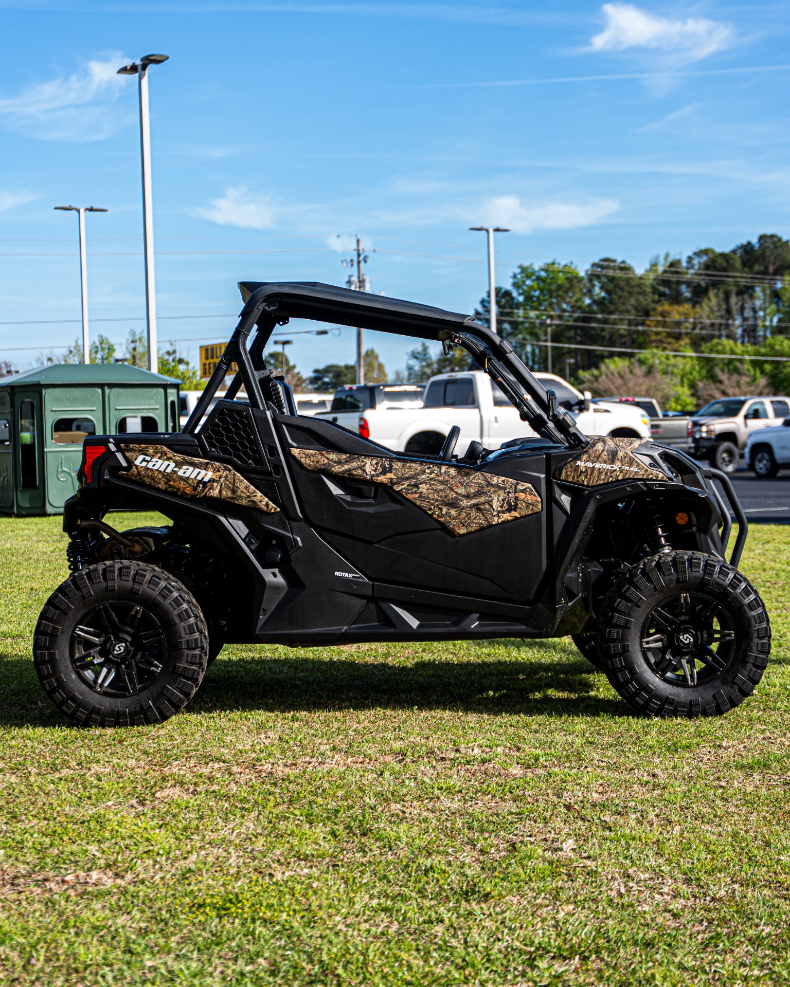 2022 Can-Am Maverick Trail DPS 1000 in Florence, South Carolina - Photo 3