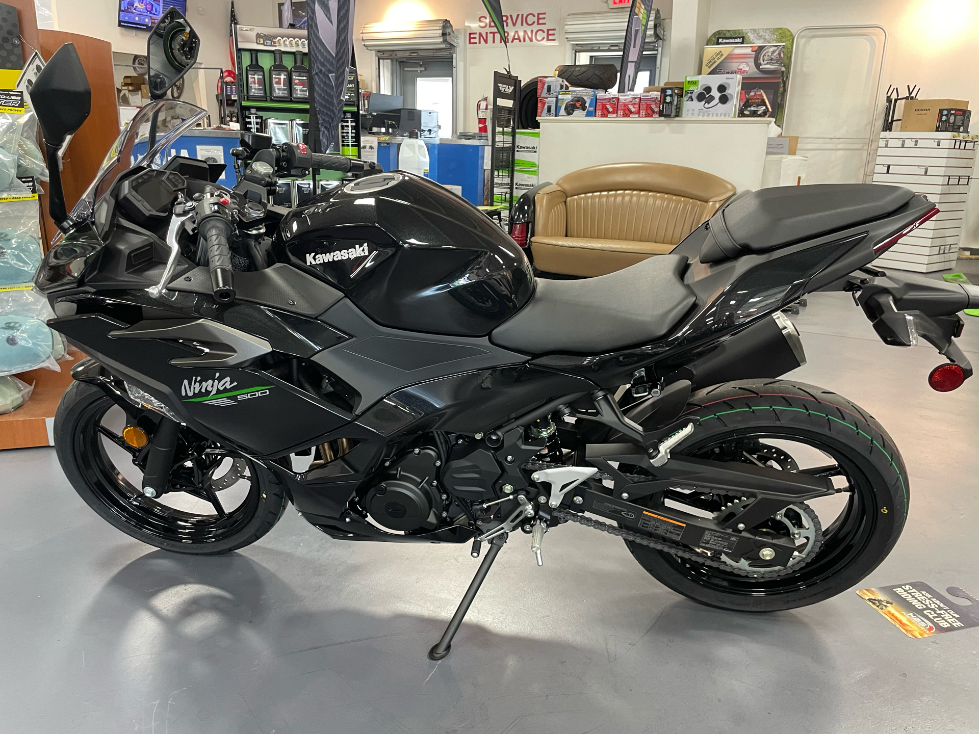 2024 Kawasaki Ninja 500 in Florence, South Carolina - Photo 4