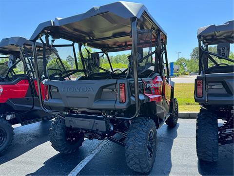 2024 Honda Pioneer 1000-5 Deluxe in Florence, South Carolina - Photo 6