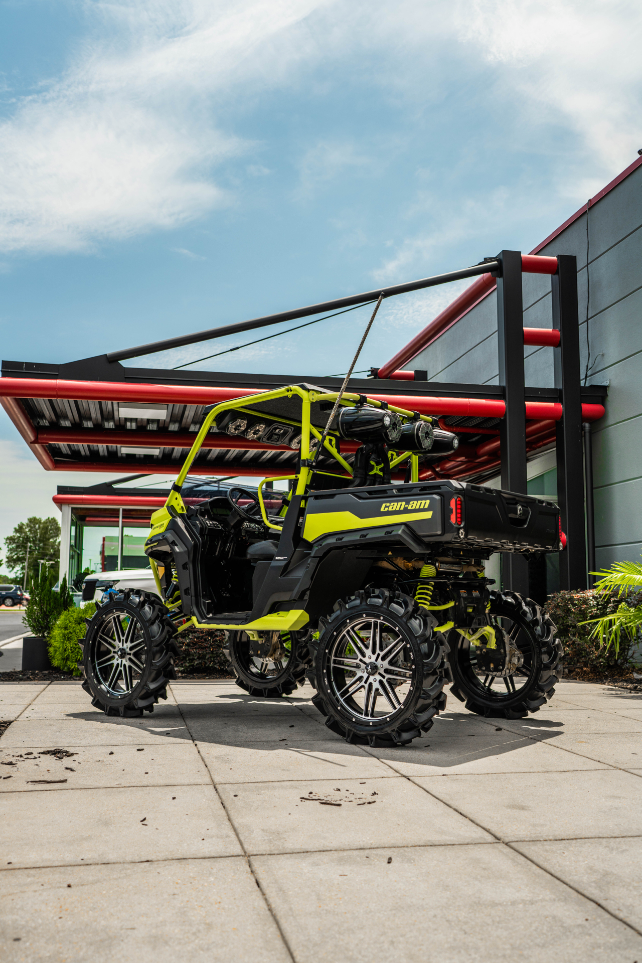2021 Can-Am Defender X MR HD10 in Florence, South Carolina - Photo 2