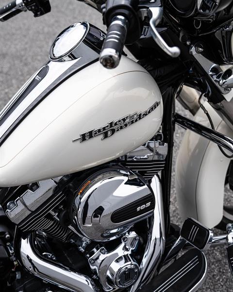 2014 Harley-Davidson Street Glide® Special in Florence, South Carolina - Photo 4
