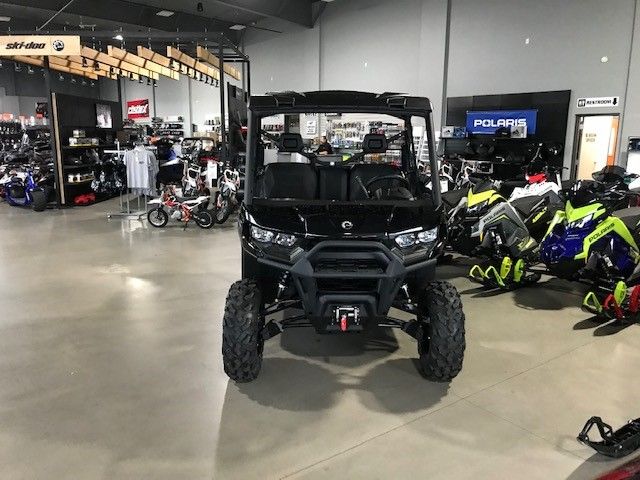 2023 Can-Am Defender XT HD10 in Suamico, Wisconsin - Photo 1