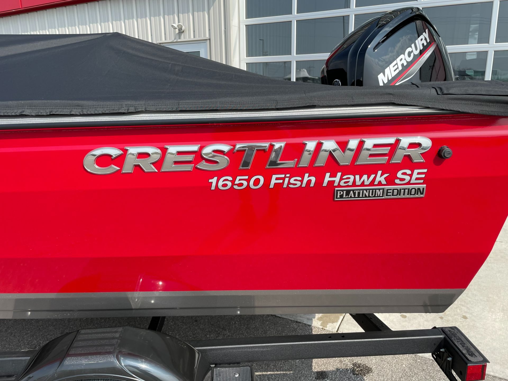 2022 Crestliner 1650 FISH HAWK SE SC in Suamico, Wisconsin - Photo 2