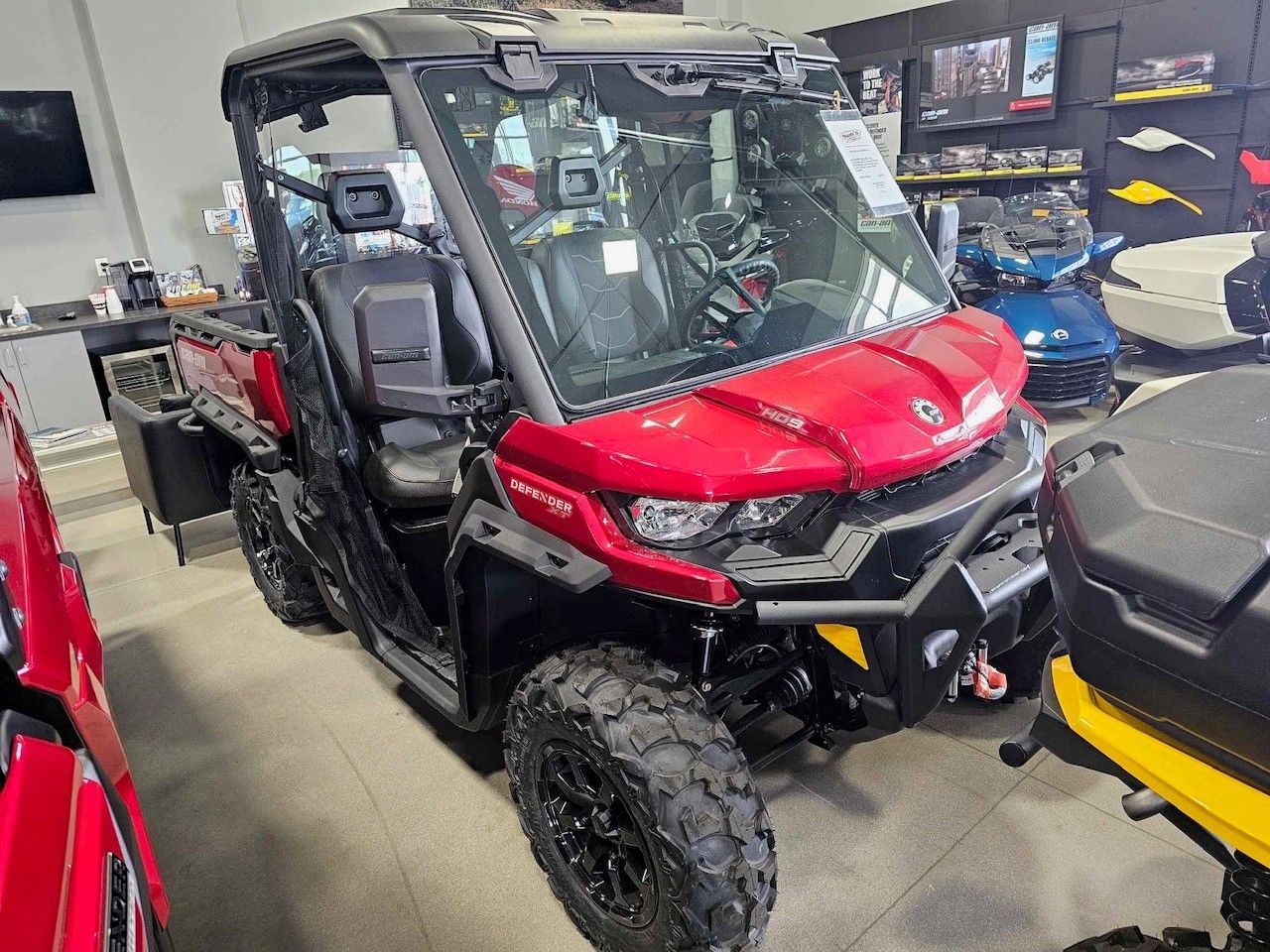 2024 Can-Am Defender XT HD9 in Suamico, Wisconsin - Photo 2