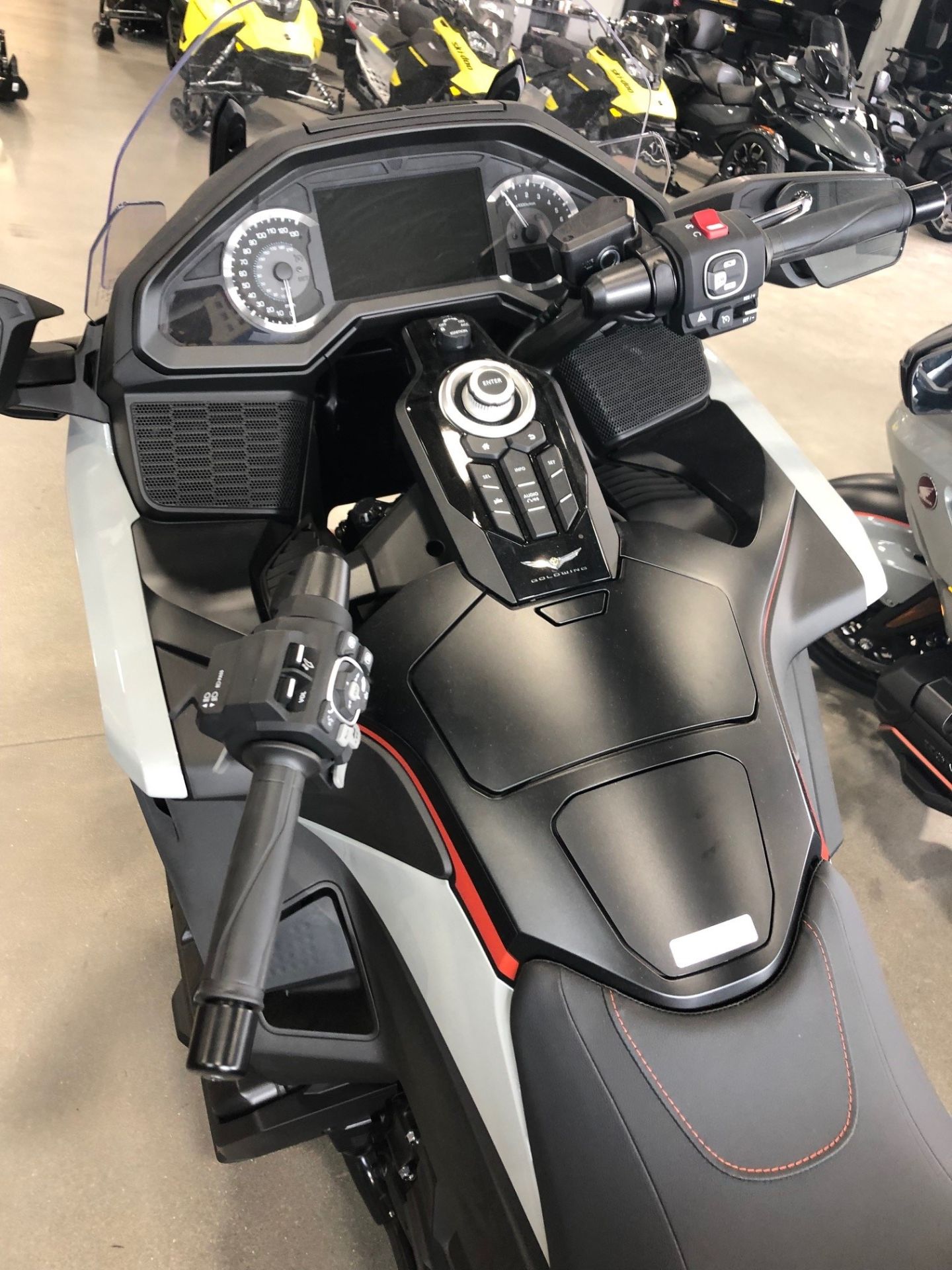 2021 Honda Gold Wing Automatic DCT in Suamico, Wisconsin - Photo 6