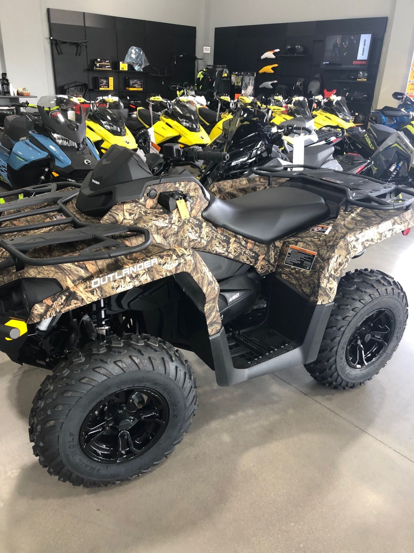 2022 Can-Am Outlander DPS 450 in Suamico, Wisconsin - Photo 2