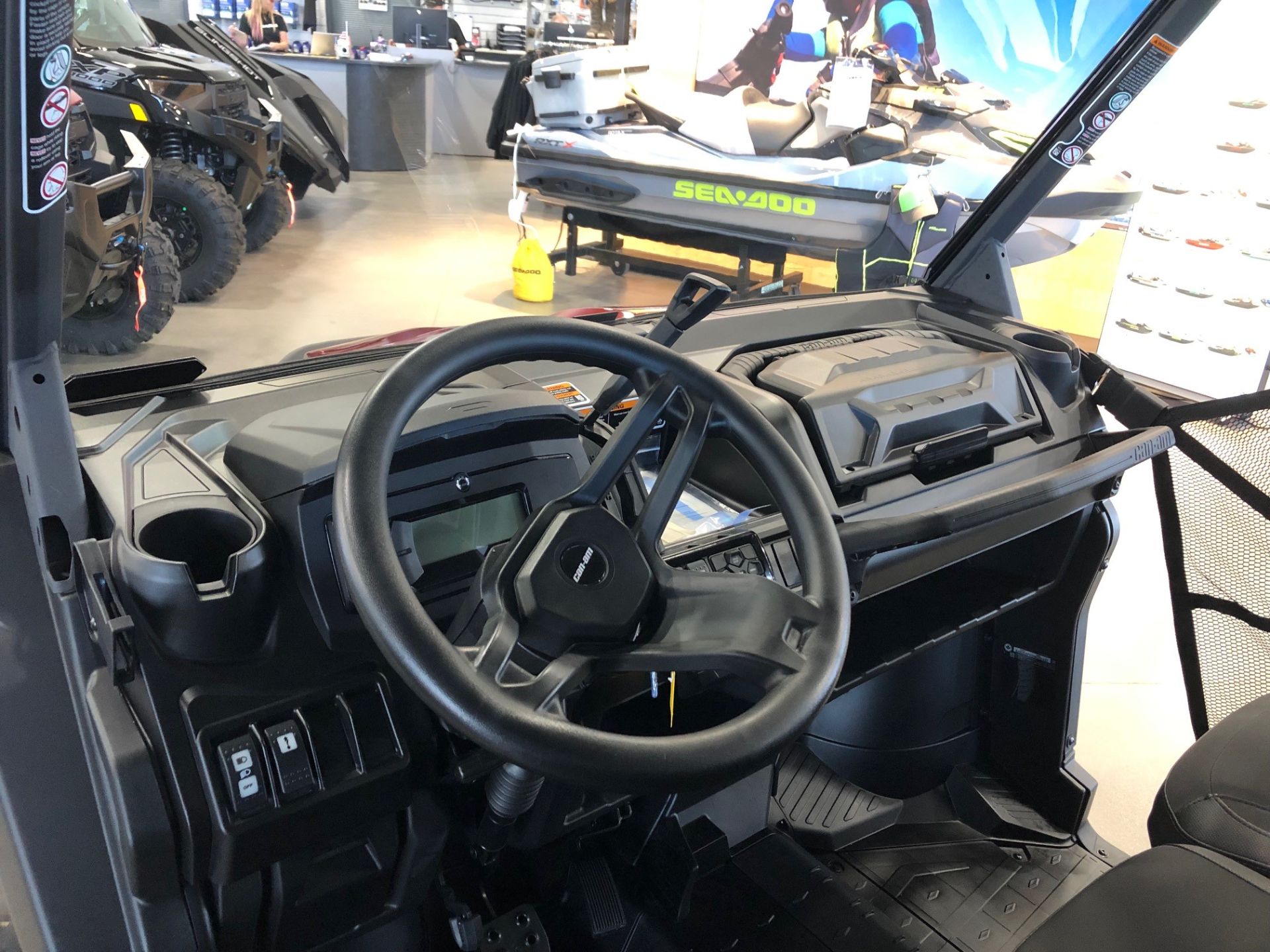 2024 Can-Am Defender MAX XT HD9 in Suamico, Wisconsin - Photo 5