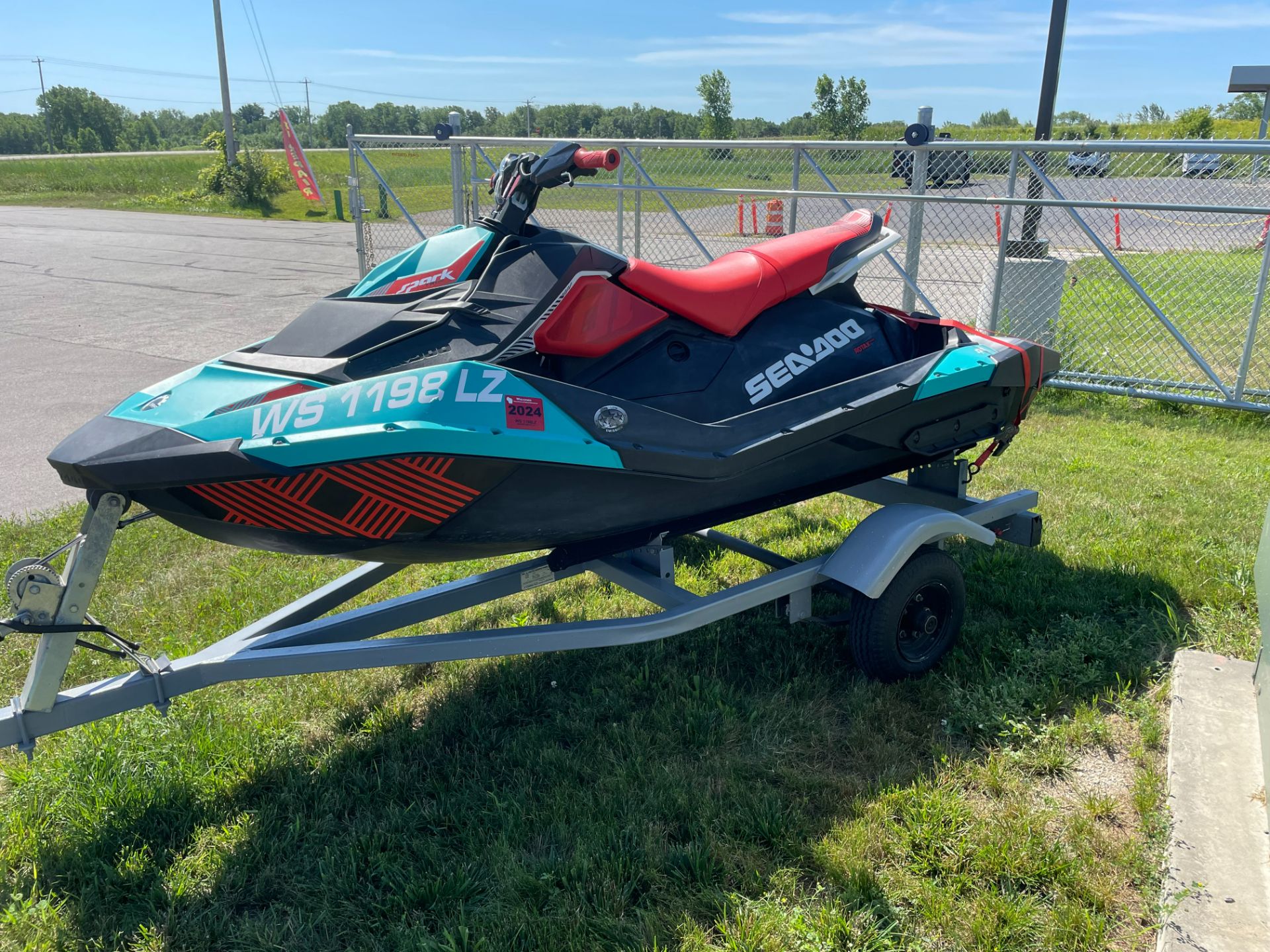 2018 Sea-Doo SPARK 3UP 900 TRIXX in Suamico, Wisconsin - Photo 1