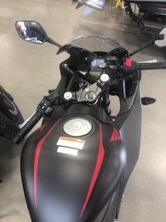 2021 Honda CBR300R in Suamico, Wisconsin - Photo 5