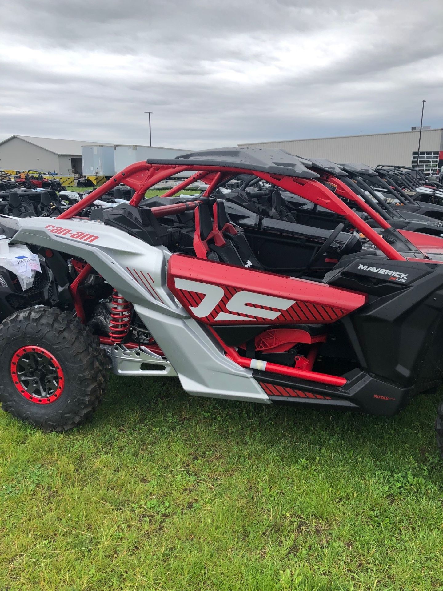 2024 Can-Am Maverick X3 X DS Turbo RR in Suamico, Wisconsin - Photo 3