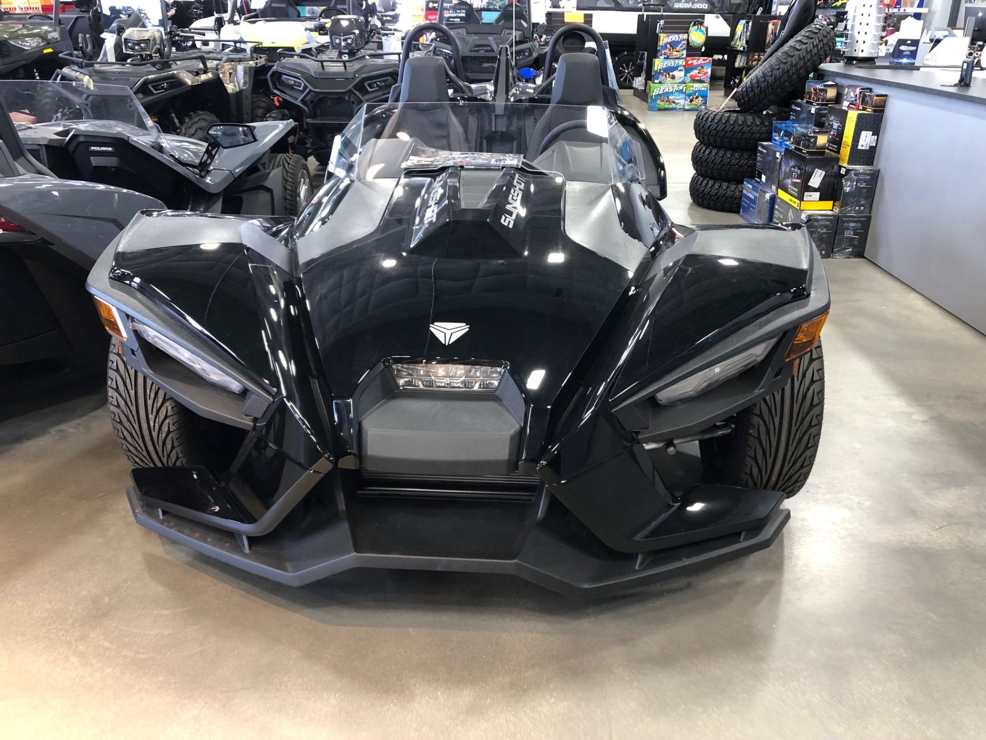 2023 Slingshot Slingshot S w/ Technology Package 1 AutoDrive in Suamico, Wisconsin - Photo 1