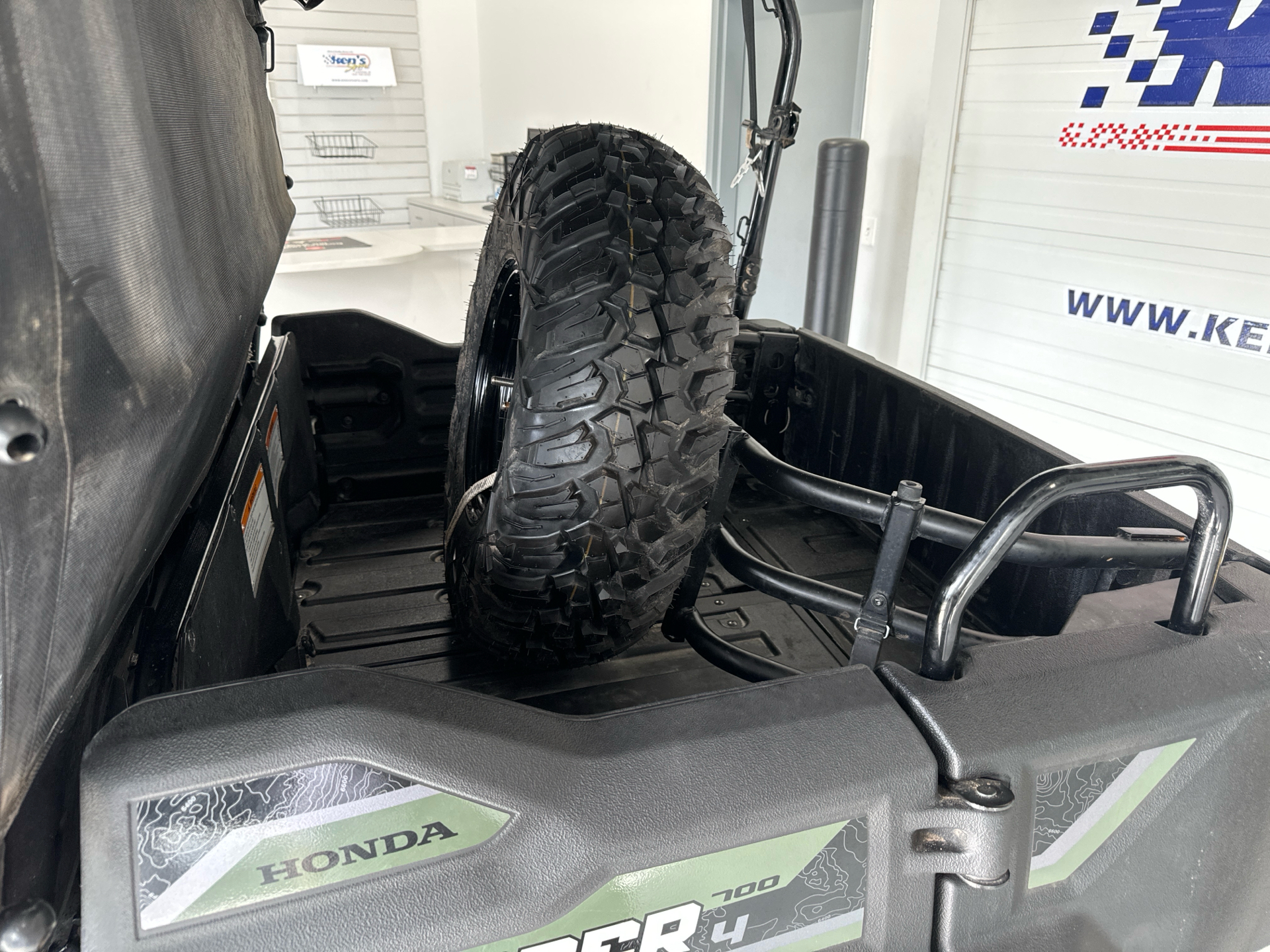 2021 Honda Pioneer 700-4 in Kaukauna, Wisconsin - Photo 9