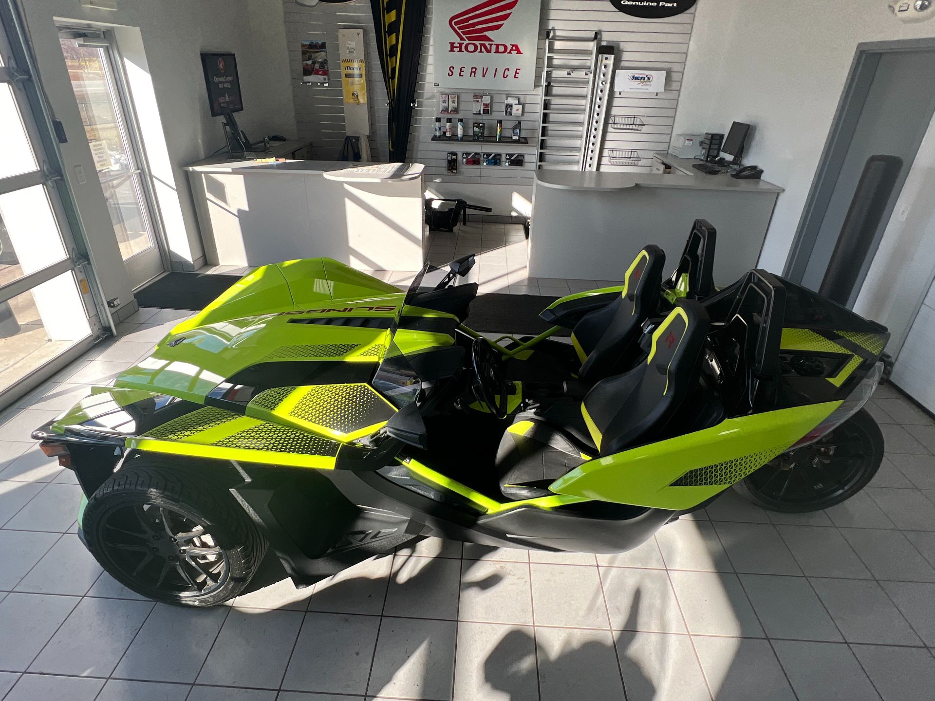 2021 Slingshot Slingshot R Limited Edition AutoDrive in Kaukauna, Wisconsin - Photo 8