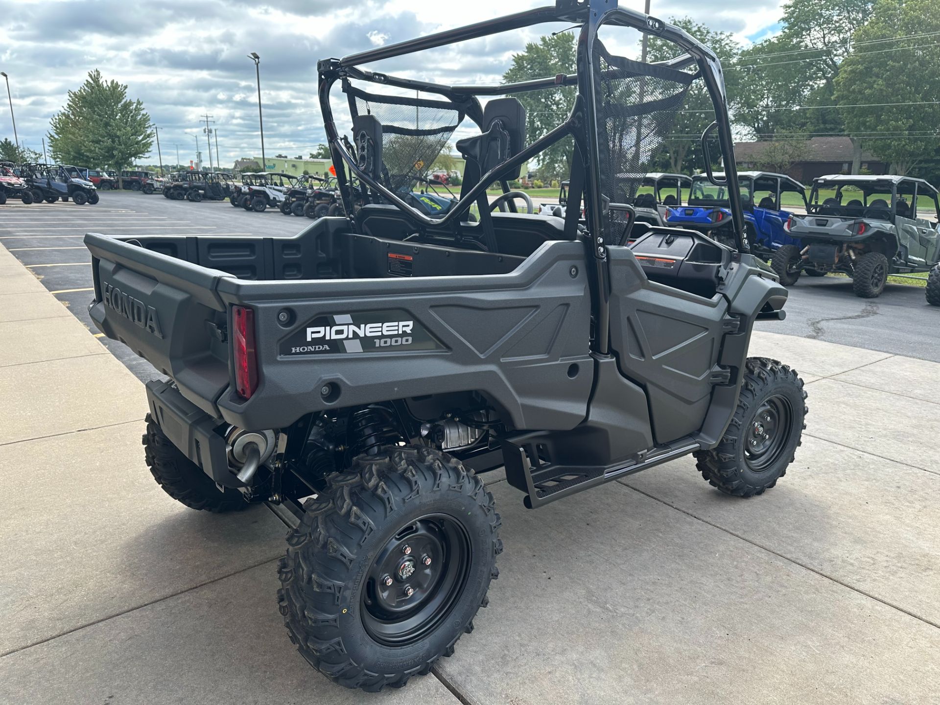 2024 Honda Pioneer 1000 in Kaukauna, Wisconsin - Photo 6