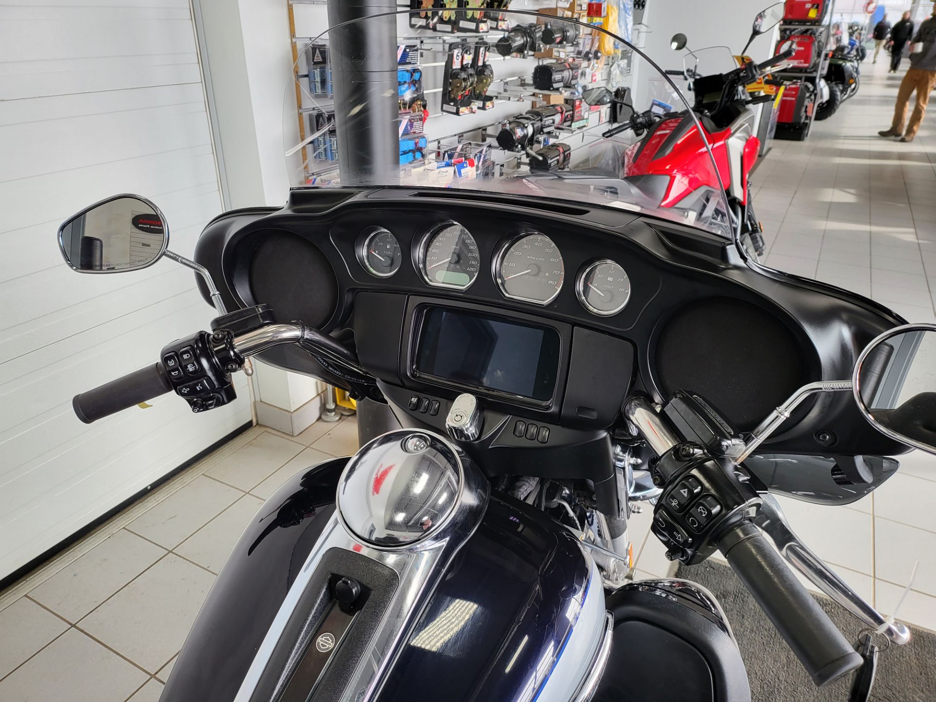 2020 Harley-Davidson Tri Glide® Ultra in Kaukauna, Wisconsin - Photo 15