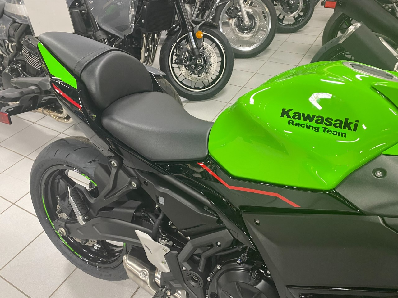 2022 Kawasaki Ninja 650 KRT Edition in Kaukauna, Wisconsin - Photo 4