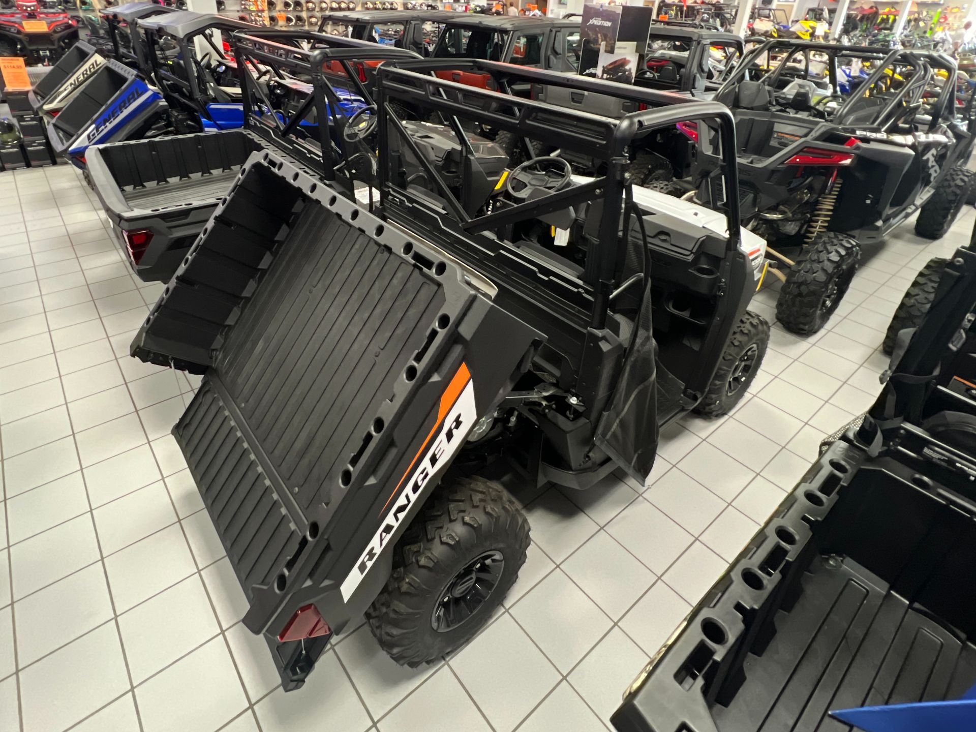 2024 Polaris Ranger 1000 Premium in Kaukauna, Wisconsin - Photo 8