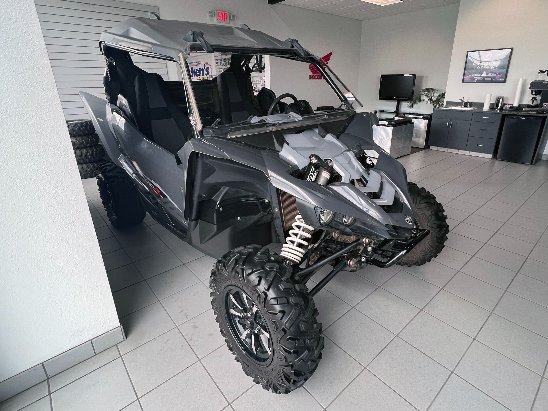 2018 Yamaha YXZ1000R in Kaukauna, Wisconsin - Photo 1