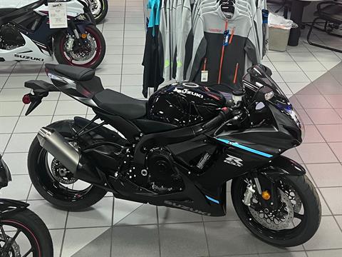 2024 Suzuki GSX-R600 in Kaukauna, Wisconsin - Photo 8