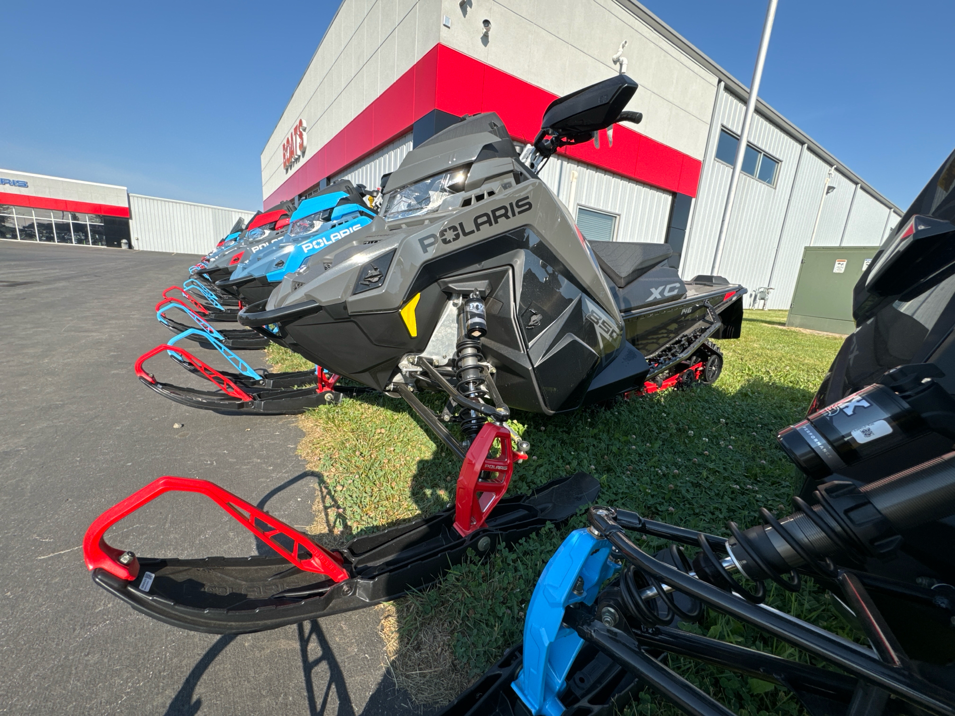 2024 Polaris 850 Switchback XC 146 ES in Kaukauna, Wisconsin - Photo 2