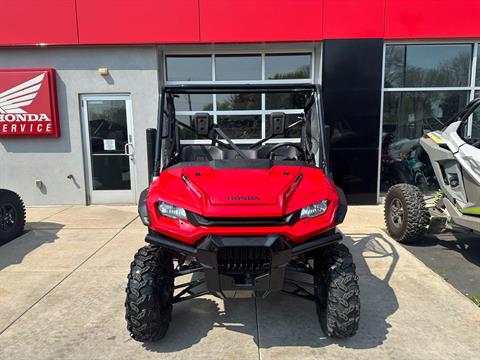 2024 Honda Pioneer 1000 in Kaukauna, Wisconsin - Photo 2