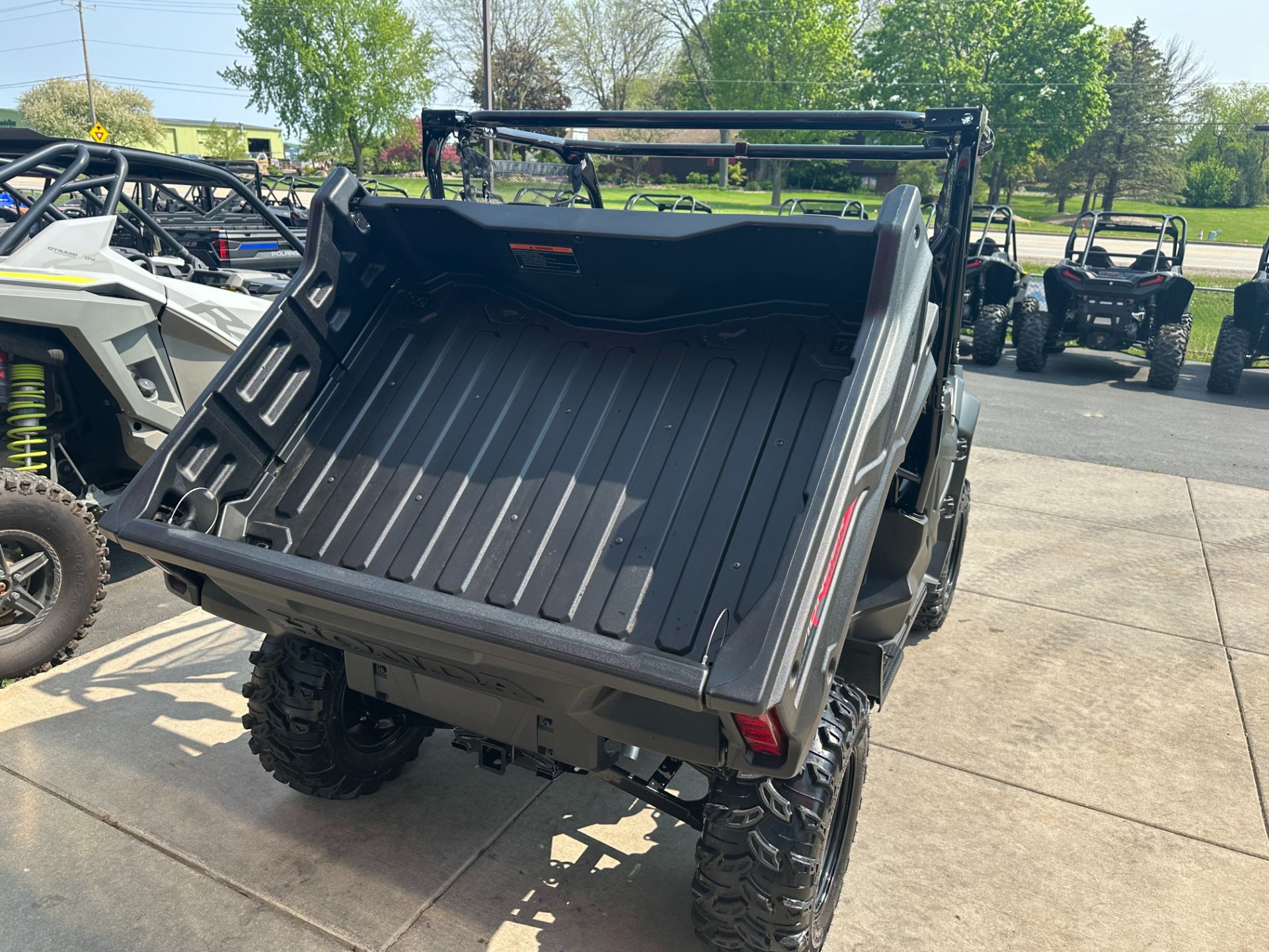 2024 Honda Pioneer 1000 in Kaukauna, Wisconsin - Photo 8