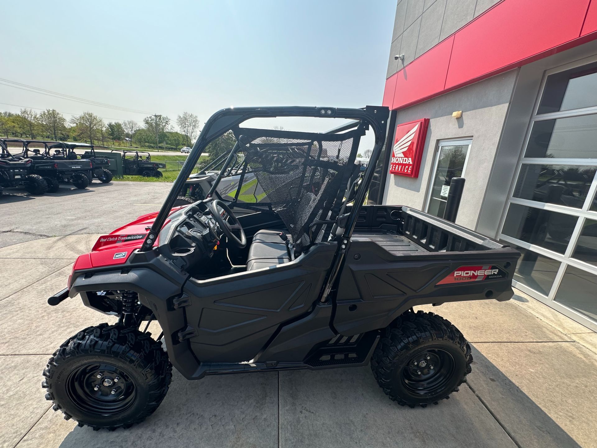 2024 Honda Pioneer 1000 in Kaukauna, Wisconsin - Photo 9