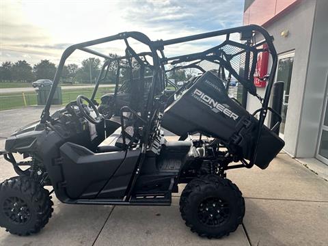 2025 Honda Pioneer 700-4 Deluxe in Kaukauna, Wisconsin - Photo 9