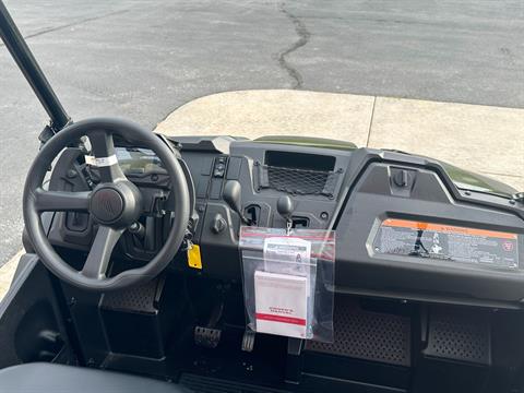 2025 Honda Pioneer 700-4 Deluxe in Kaukauna, Wisconsin - Photo 15