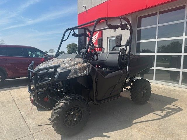 2025 Honda Pioneer 700 Forest in Kaukauna, Wisconsin - Photo 1