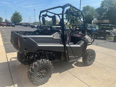 2025 Honda Pioneer 700 Forest in Kaukauna, Wisconsin - Photo 7