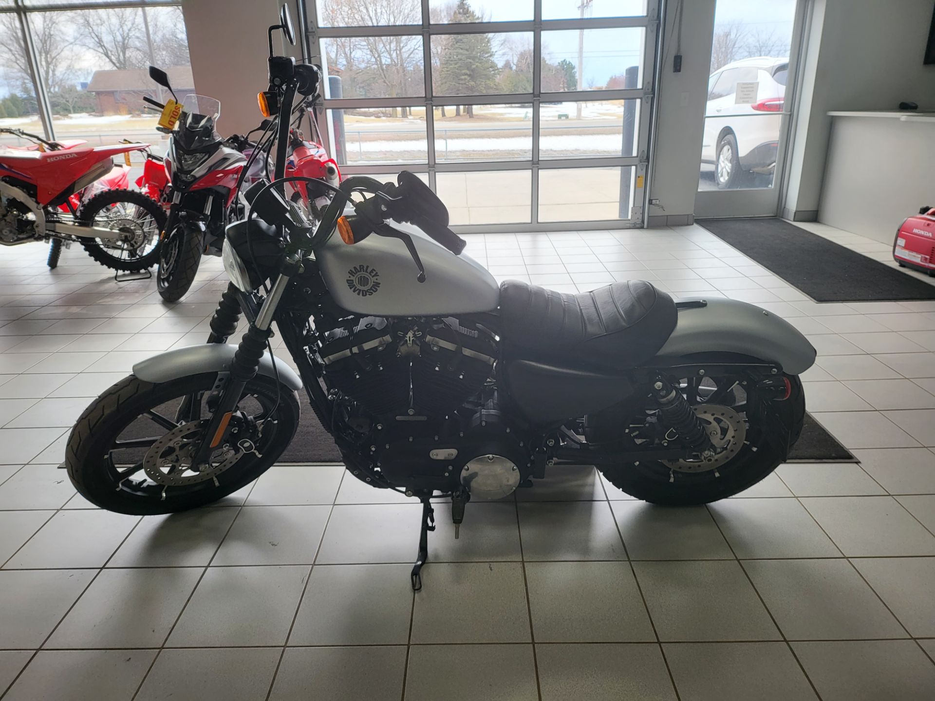 2020 Harley-Davidson Iron 883™ in Kaukauna, Wisconsin - Photo 4
