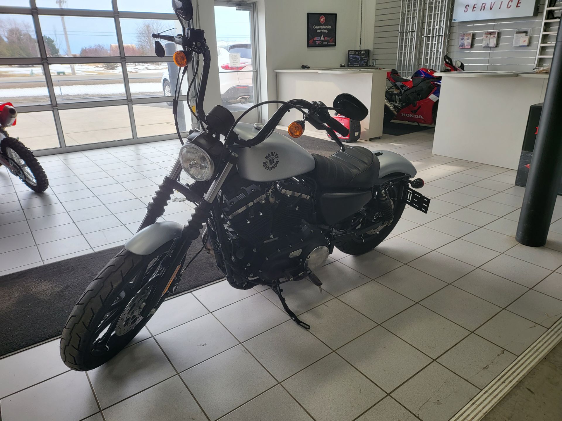 2020 Harley-Davidson Iron 883™ in Kaukauna, Wisconsin - Photo 6