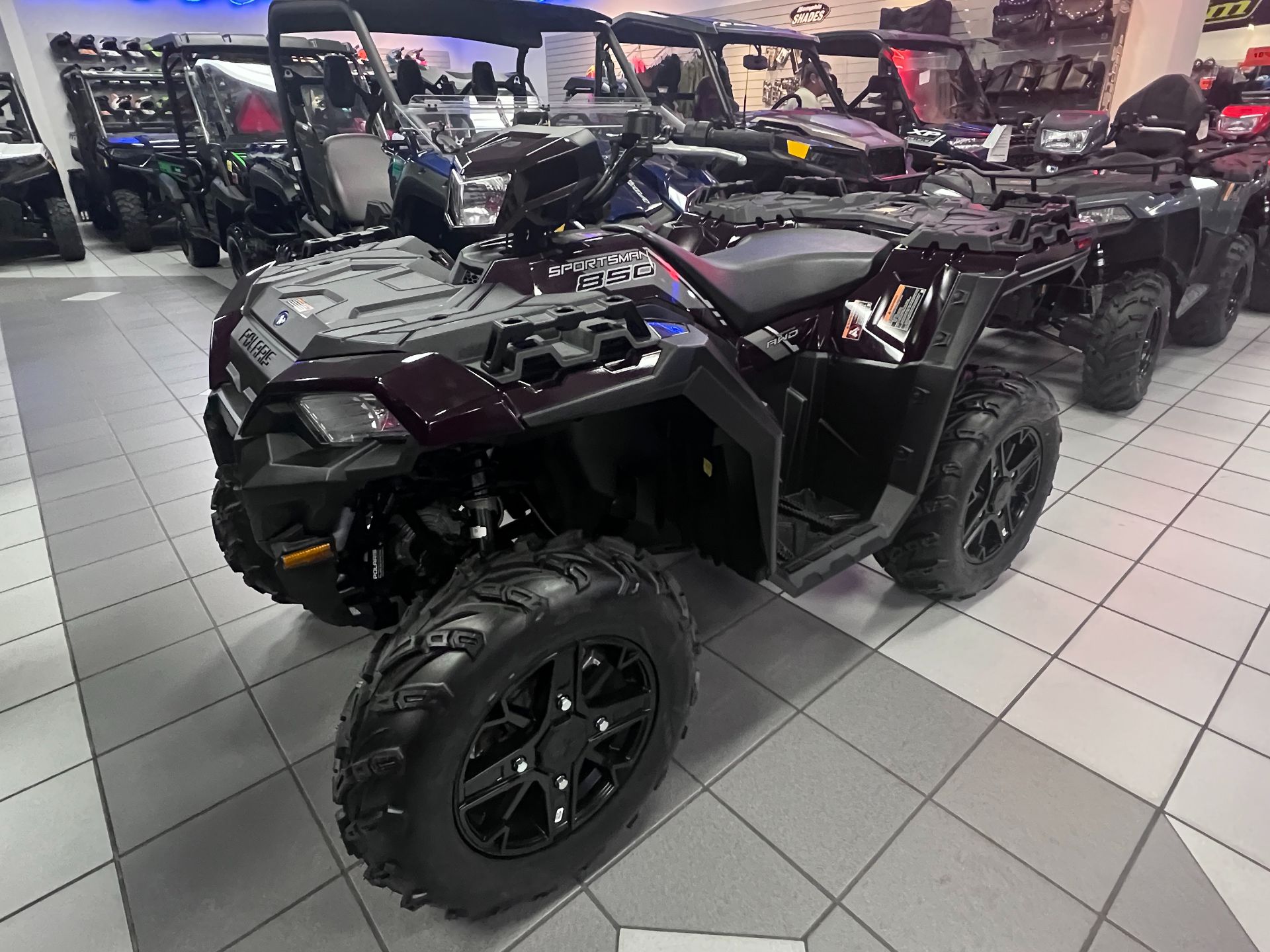 2024 Polaris Sportsman 850 Premium in Kaukauna, Wisconsin - Photo 2