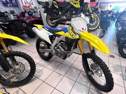 2024 Suzuki RM-Z450 in Kaukauna, Wisconsin