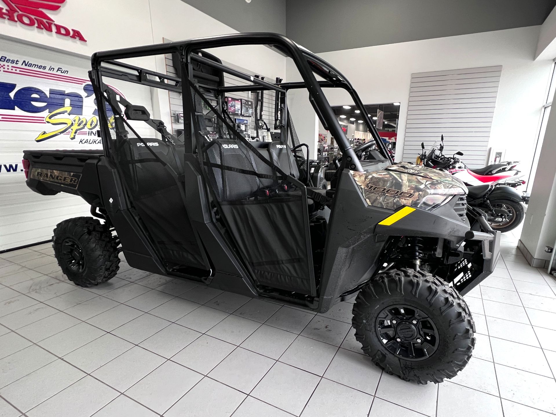 2024 Polaris Ranger Crew 1000 Premium in Kaukauna, Wisconsin - Photo 1