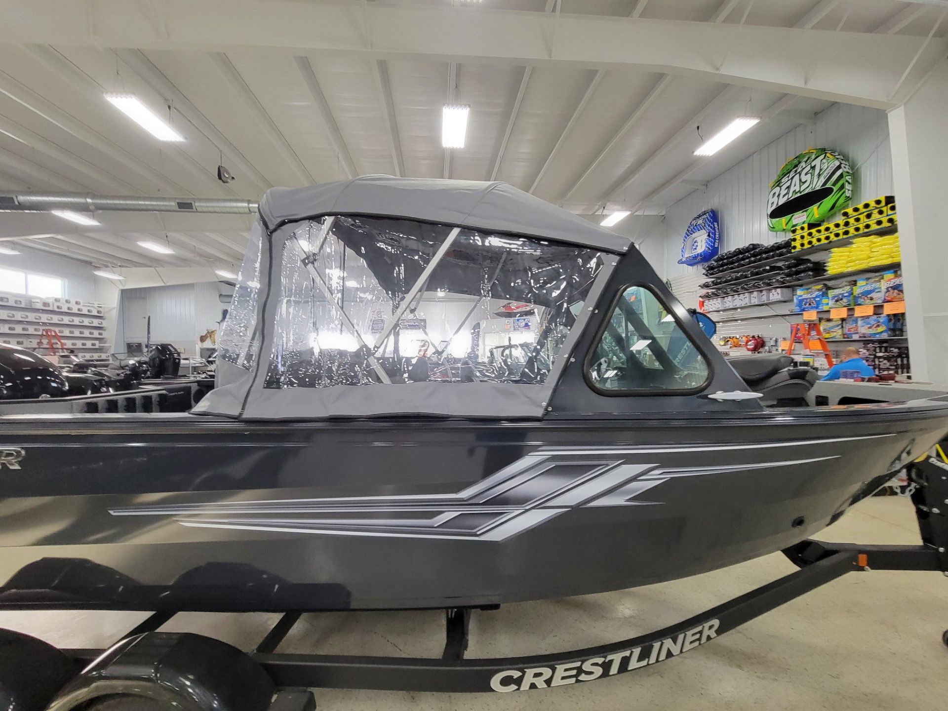 New 2024 Crestliner 2050 COMMANDER Power Boats Outboard in Kaukauna