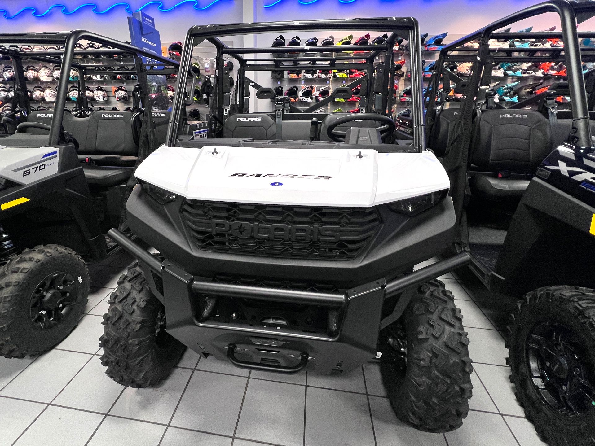 2024 Polaris Ranger Crew 1000 Premium in Kaukauna, Wisconsin - Photo 3