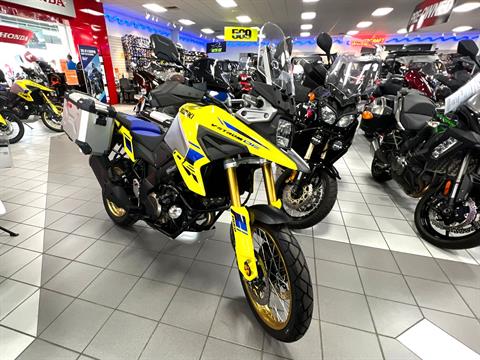 2023 Suzuki V-Strom 1050DE Adventure in Kaukauna, Wisconsin