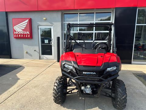 2025 Honda Pioneer 700 Deluxe in Kaukauna, Wisconsin - Photo 2