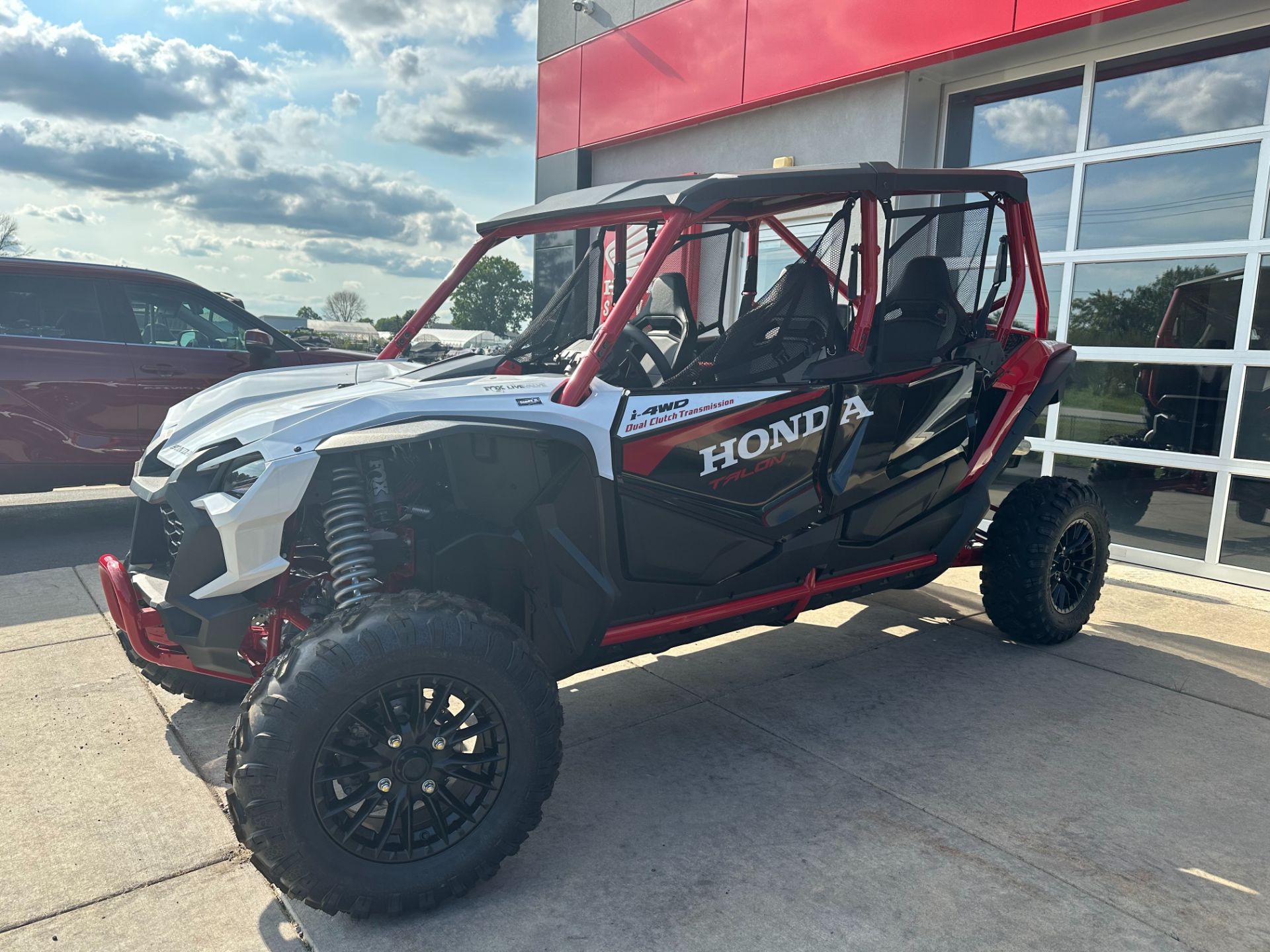 2024 Honda Talon 1000X-4 FOX Live Valve in Kaukauna, Wisconsin - Photo 2