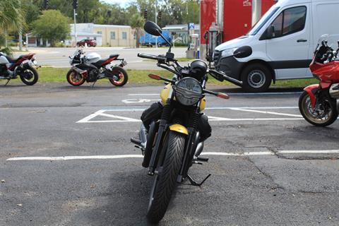 2023 Moto Guzzi V7 Stone in Gainesville, Florida - Photo 7