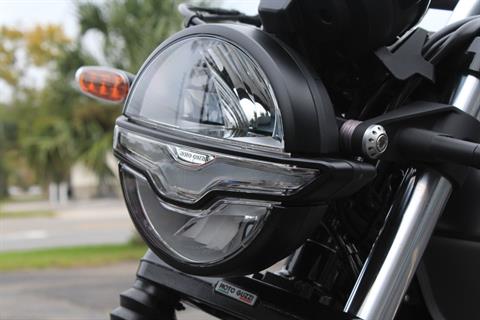 2023 Moto Guzzi V9 Bobber Special Edition in Gainesville, Florida - Photo 9