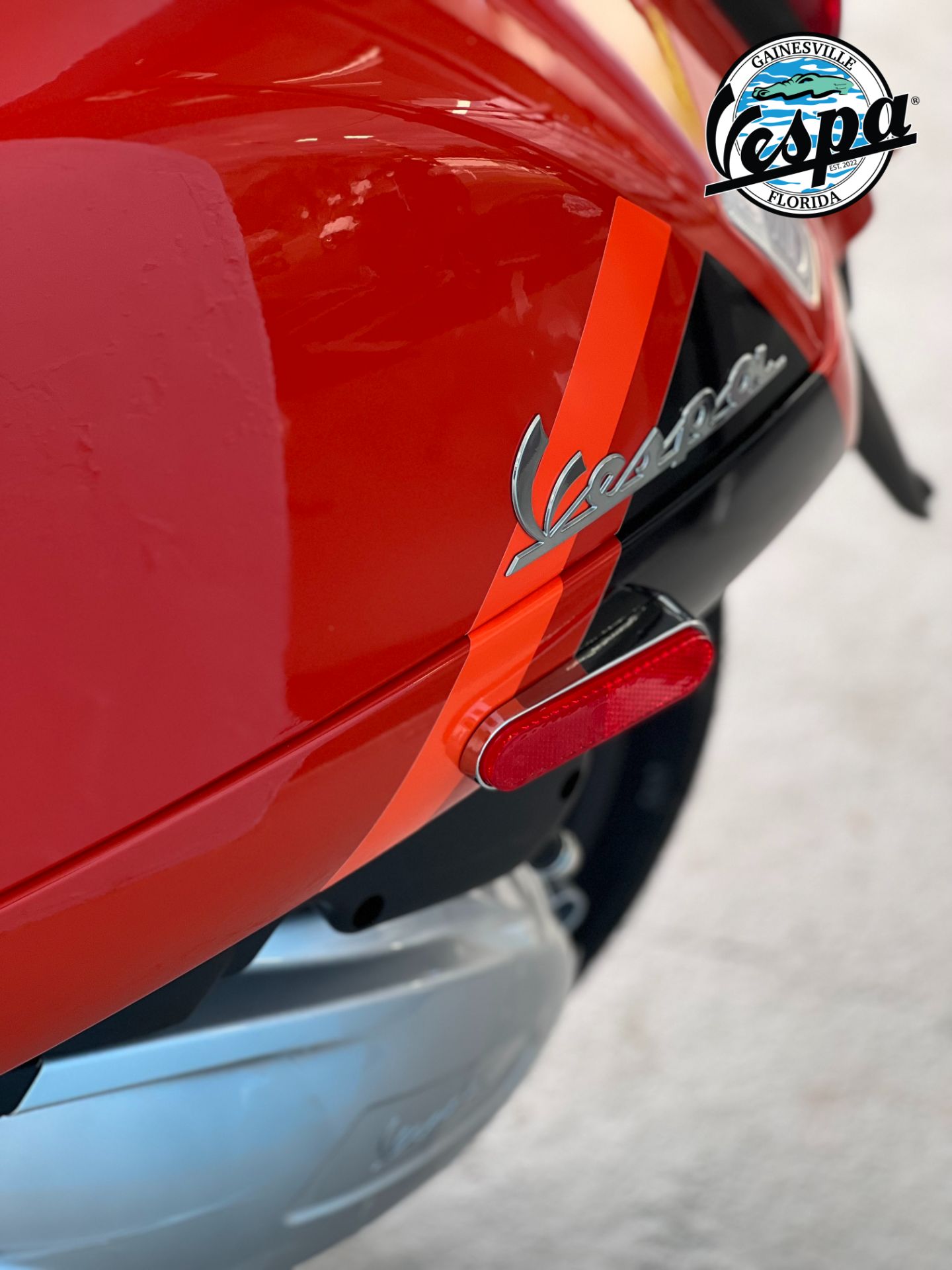 2023 Vespa GTS Supersport 300 HPE in Gainesville, Florida - Photo 8