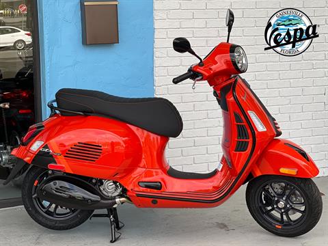 2023 Vespa GTS Supersport 300 HPE in Gainesville, Florida - Photo 11