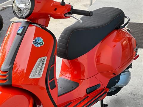 2023 Vespa GTS Supersport 300 HPE in Gainesville, Florida - Photo 4